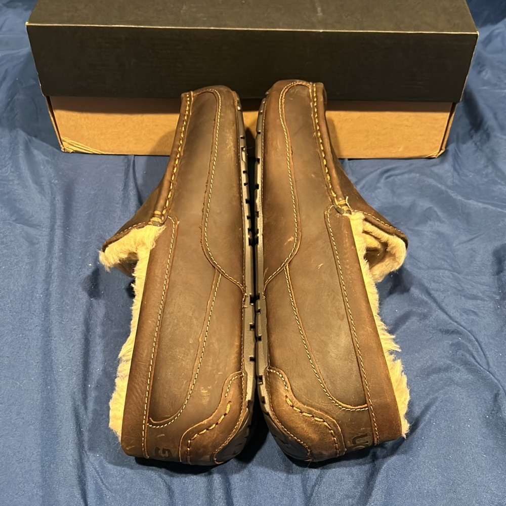 UGG- ascot, tan, men QS - Picture 3 of 6